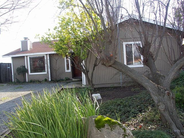 1st image of 645 Adams Ave