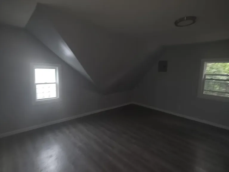 146-148 S Clinton St #3 — Photo 2