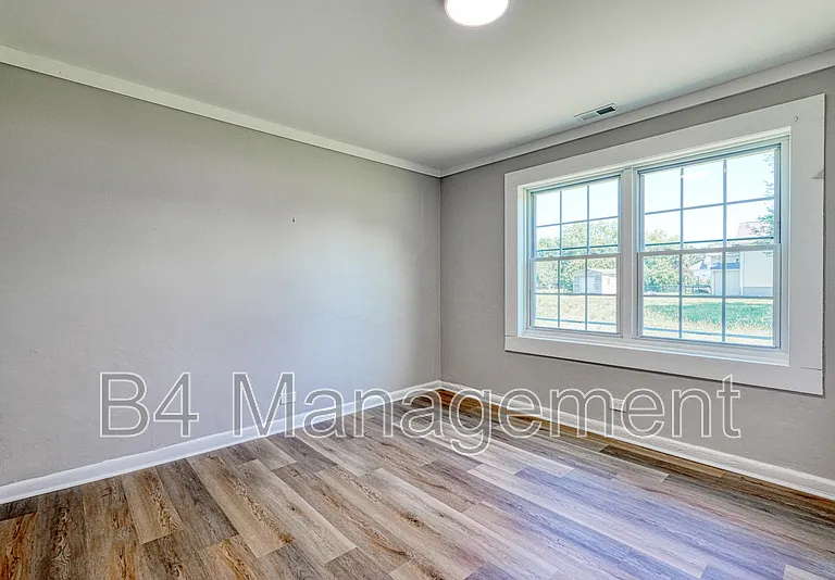 151 Church St — Photo 17