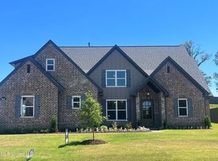 2095 Livingston Way Dr S, Hernando, MS 38632