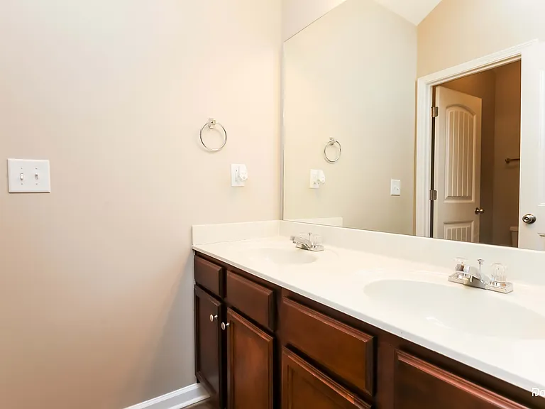 3847 Humber Ct — Photo 15