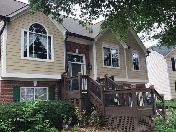 870 Windemere Oak Way, Lilburn, GA 30047