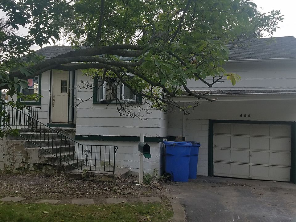 1st image of 4041/2 Iowa Ave