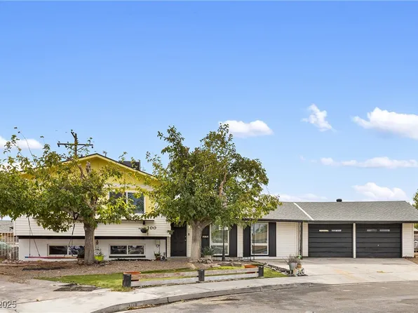 300 Duke Cir, Las Vegas, NV 89107