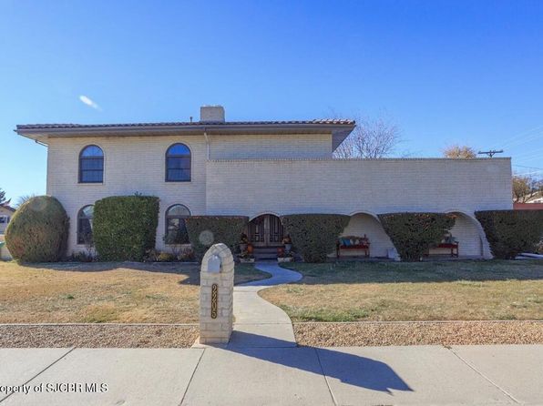 2205 N Santiago Ave, Farmington, NM 87401
