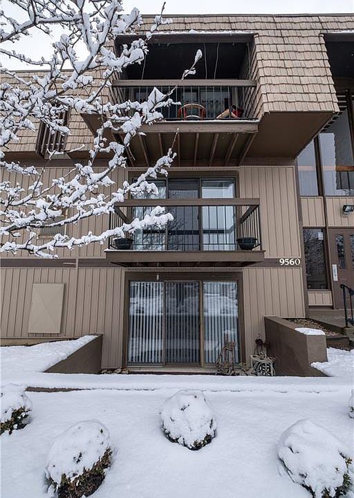 1st image of 9560 Cove Dr Unit E5