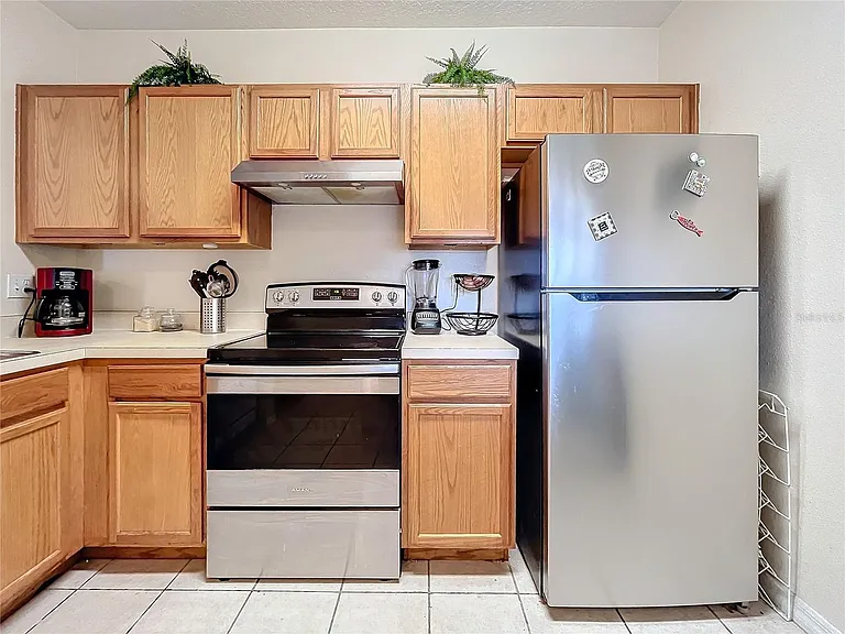 9506 Amberdale Ct #201 — Photo 1