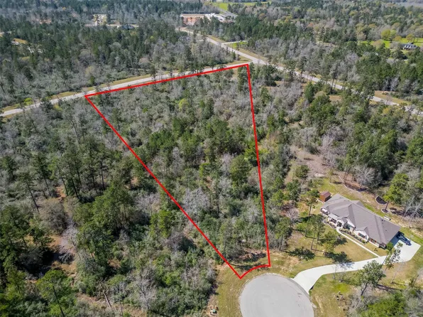 127 Signal Rd, New Waverly, TX 77358