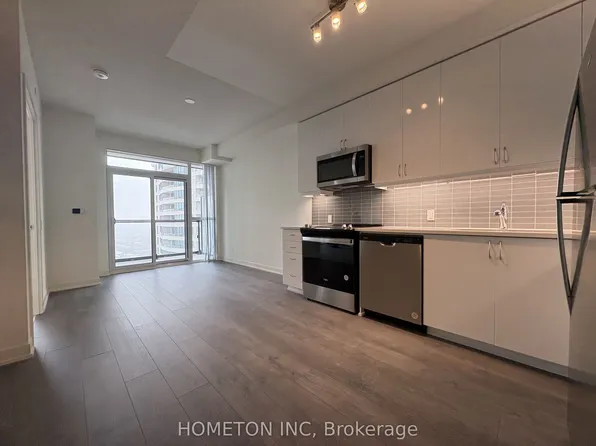 4955 Yonge St #2301, Toronto, ON M2N 5N6