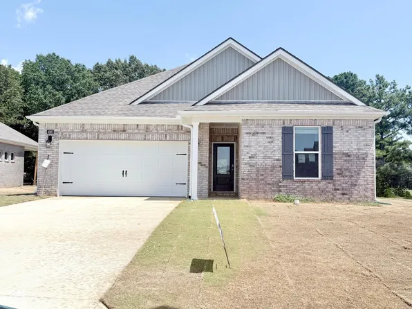 4925 Edgemont Dr, Jonesboro, AR 72401