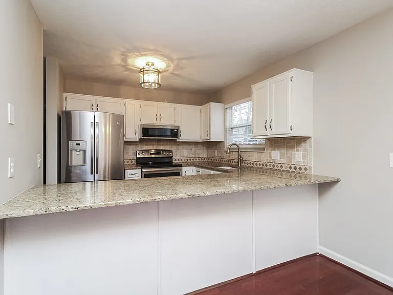 116 Yocum Dr — Photo 7