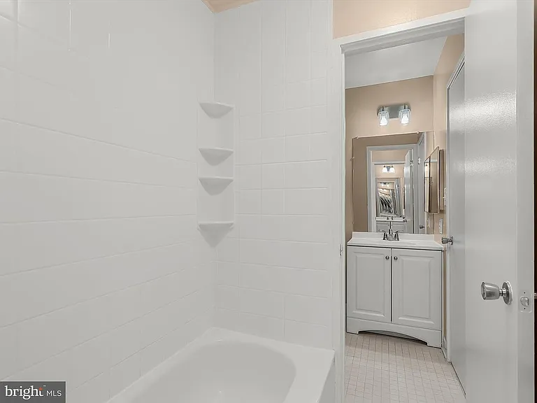 5478 Cedar Ln #C4 — Photo 24