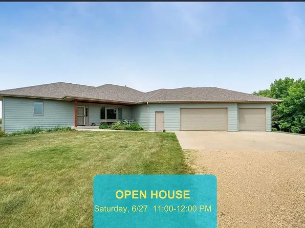 100 Lakeview Dr, Hurley, SD 57036