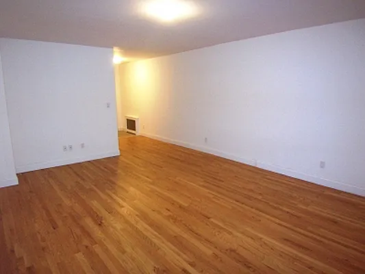 Rented by Citi Habitats | media 54