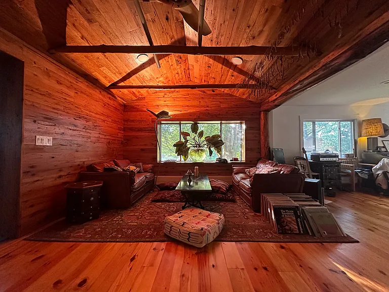 5 Snyder Hill Ct — Photo 1