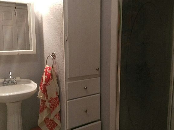 5th image of 50 Dogwood St
