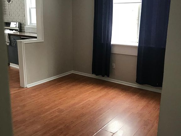 Dining Area off kitchen