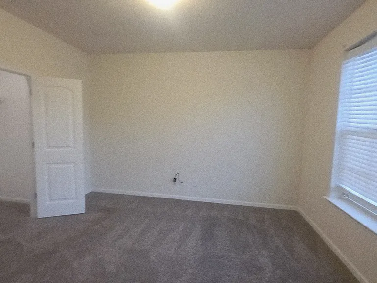 1393 Shipyard Dr — Photo 46