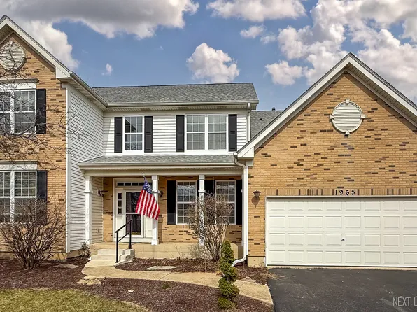 1965 Pinnacle Dr, Aurora, IL 60502