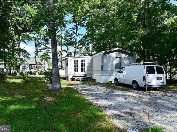4th image of 37239 Carolina Dr