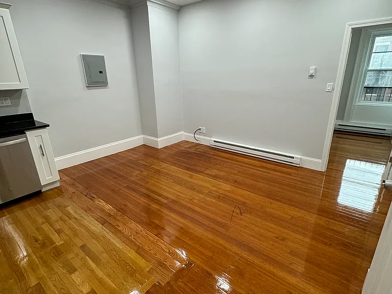 467 Commonwealth Ave #5 — Photo 4