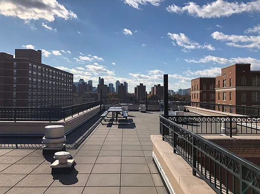 Rented by Astoria Realty | media 19