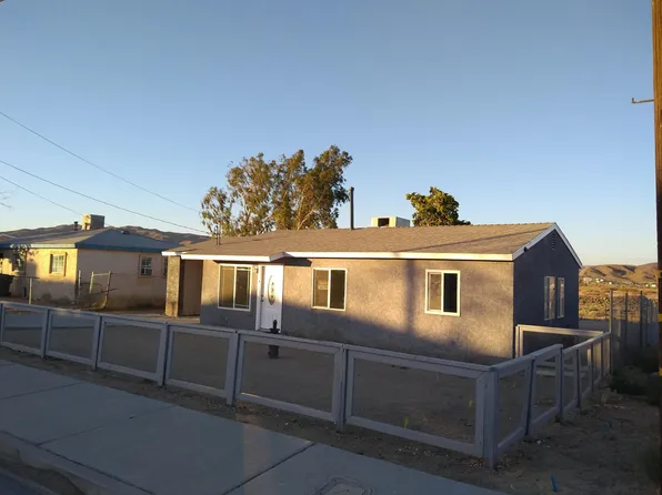 1567 Riverside Dr, Barstow, CA 92311