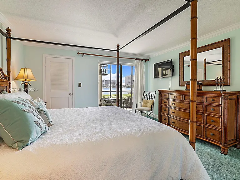 100 Intracoastal Pl #102 — Photo 19