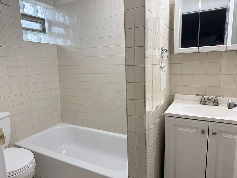8307 S Buffalo Ave #1 — Photo 11