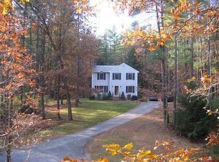 99 Warren Rd, Townsend, MA 01469