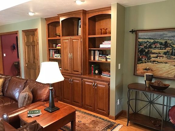 4th image of 1495 Waterford Dr