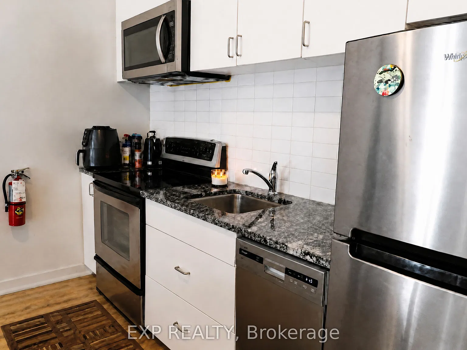 3 bed, $2,850 — Photo 3