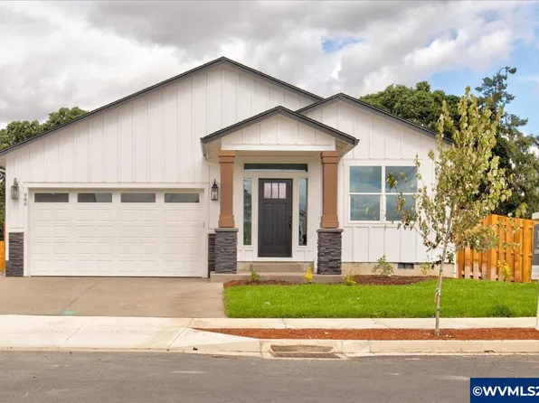 986 Sassafras St, Independence, OR 97351