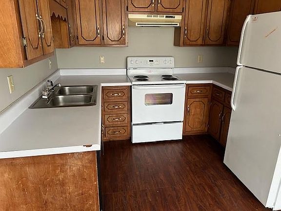 2nd image of 1736 Broadripple Dr