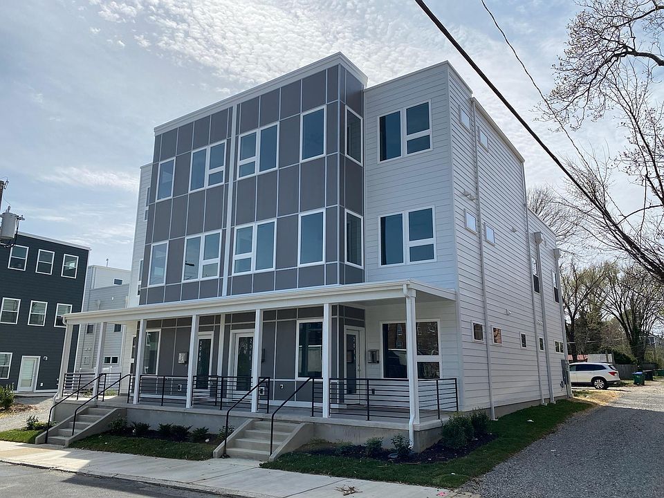 1st image of 208 W 14th St #B