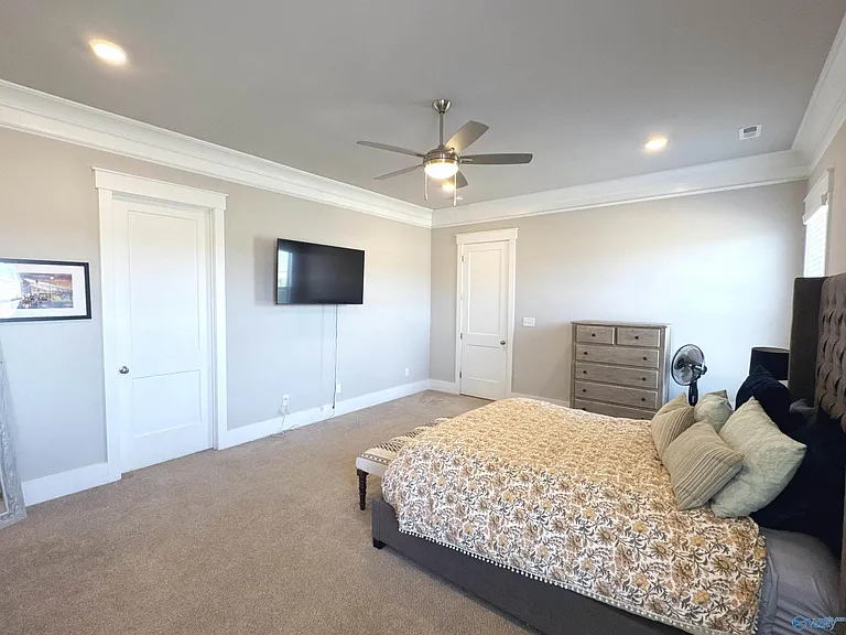 401 Peach Orchard Ln — Photo 31