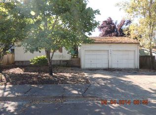 5961 Lilac Ln, Springfield, OR 97478