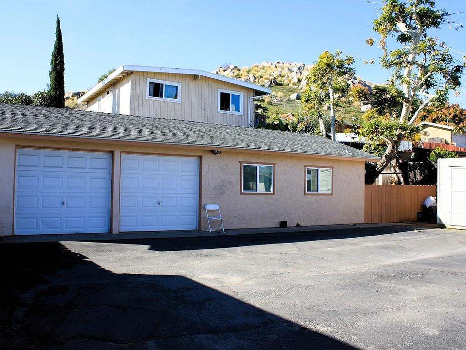 2nd image of 1012-1014 N 1st St