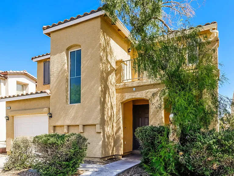5876 Secret Island Dr — Photo 4
