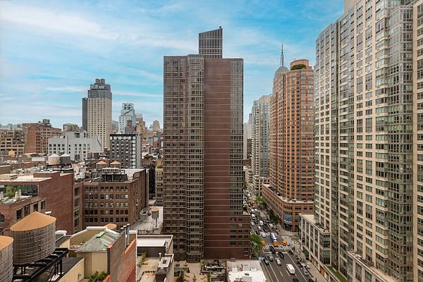 1st image of 101 W 24th St APT 21H