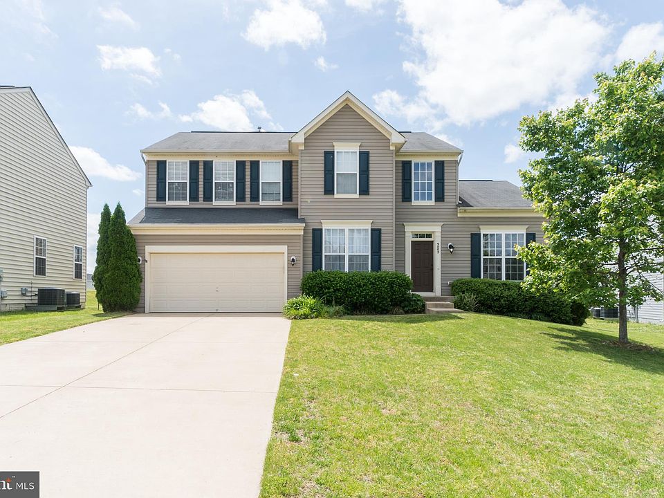 1st image of 9802 Autumn Path Ct