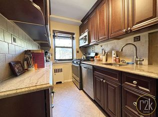 25-14 31st Ave #4A, Astoria, NY 11106