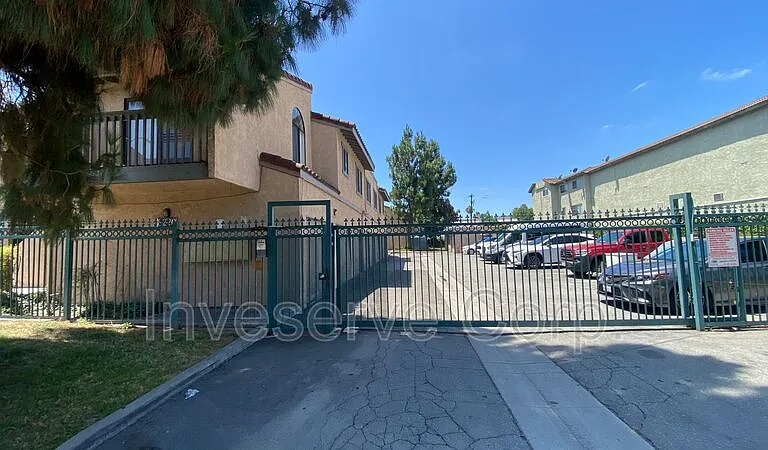 8220 California St #2 — Photo 1