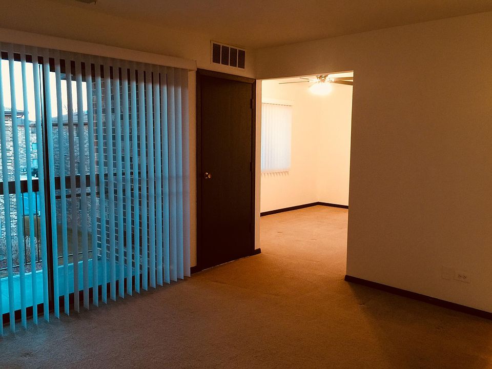 Dining room, living room and balcony