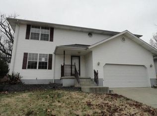 5579 S Aaron Ave, Springfield, MO 65810