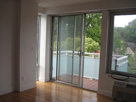 Rented by 18 REALTY | media 61