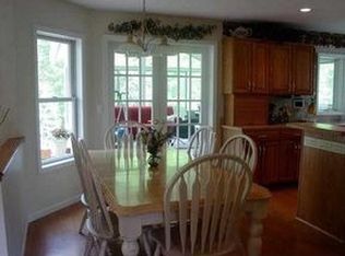 711 Bennington St, East Tawas, MI 48730