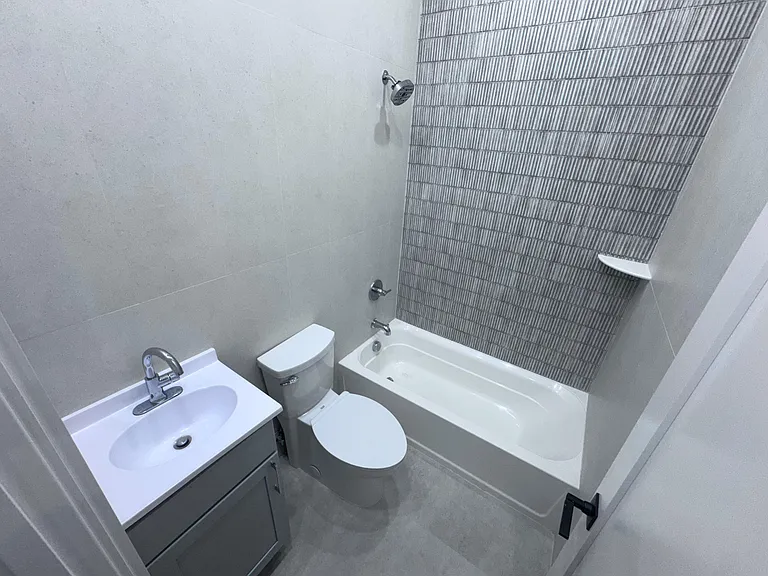 40 Lembeck Ave #303 — Photo 3