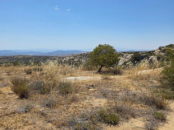 5th image of 789 Crazy Horse Canyon Dr