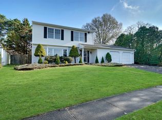 44 Peachstone Rd, Howell, NJ 07731